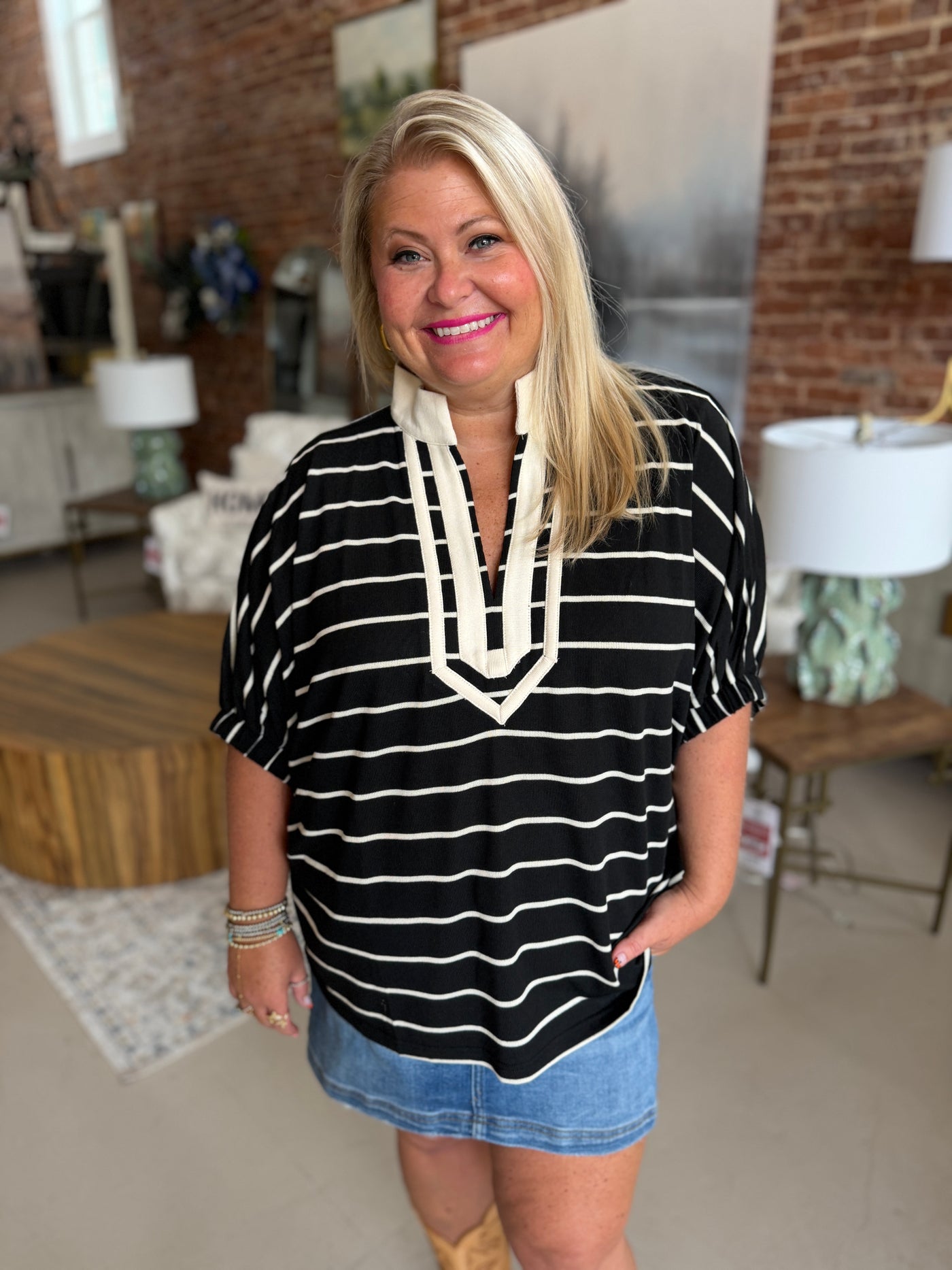 Black/White Elastic Blouse