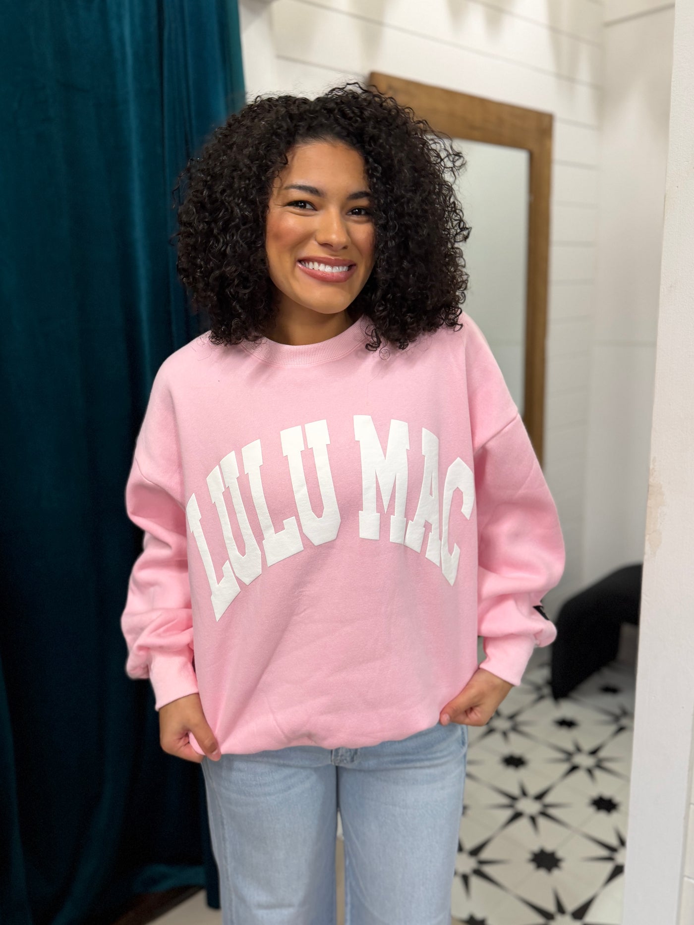 LULU Pink/White Sweatshirt