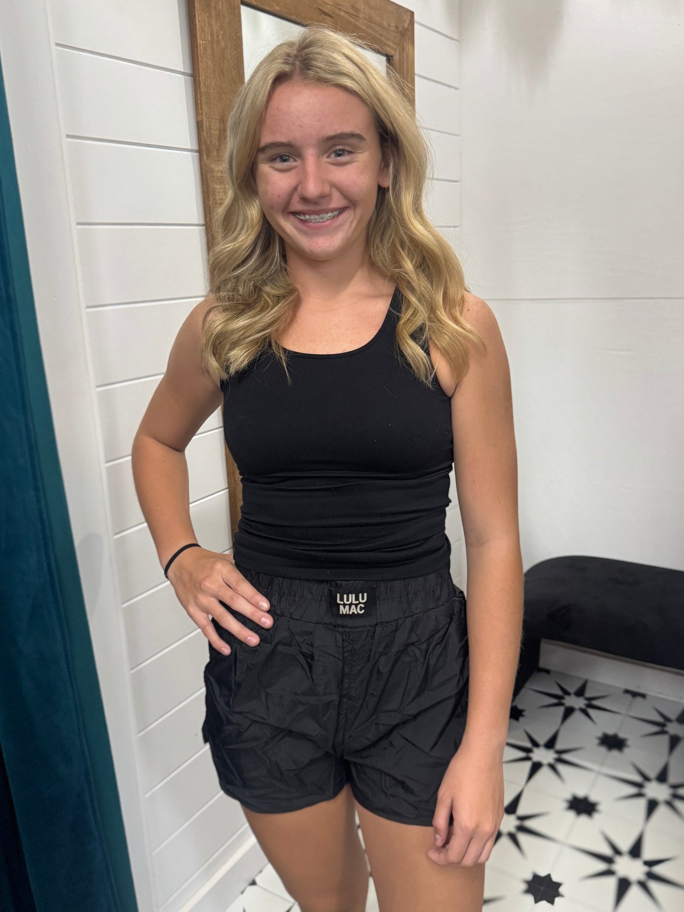 LULU MAC SOLID SHORTS