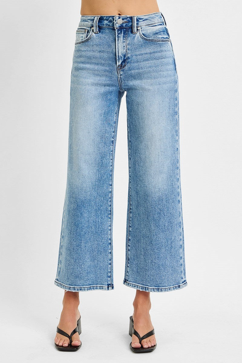 Lightwash Boyfriend Jean